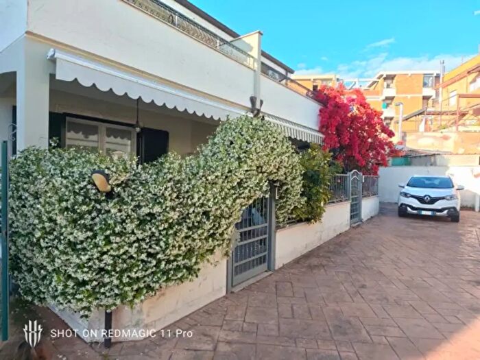 Casa con 5 locali in vendita in Via Lombardia, Anzio