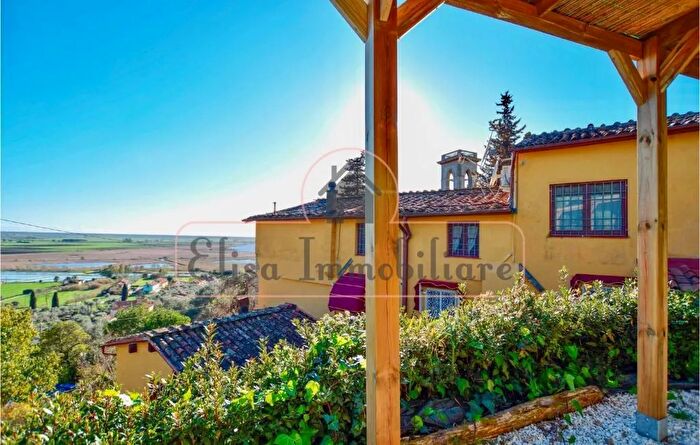 Casa trilocale in vendita in Massarosa