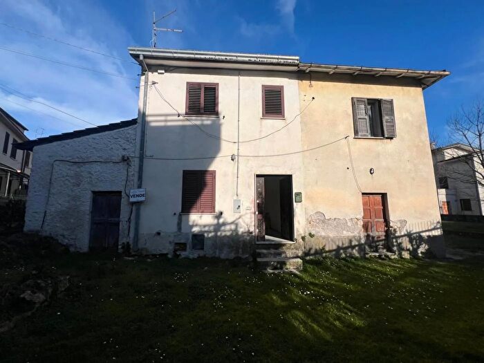 Casa quadrilocale in vendita in Via Marsicana Sora Frosinone, Sora