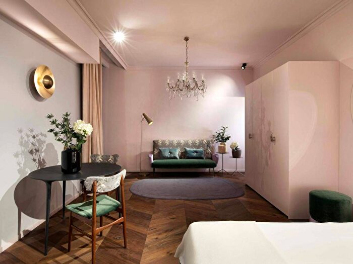 Appartamento monolocale in affitto in Via XX Settembre, Via Roma, Torino