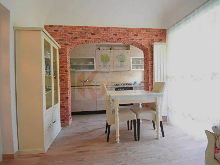 Appartamento con 5 locali in vendita in Via Principessa Iolanda, Sassari