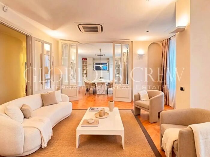 Appartamento con 6 locali in vendita in Piazza della Repubblica, Milano