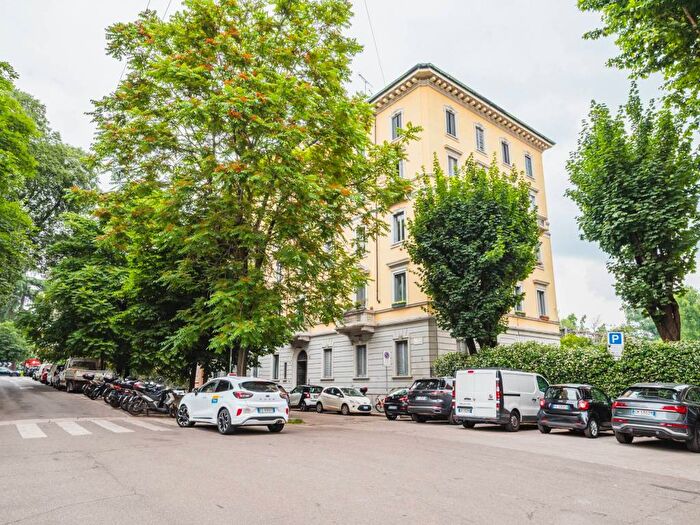 Appartamento bilocale in affitto in Via Giacomo Leopardi, Vincenzo Monti, Milano