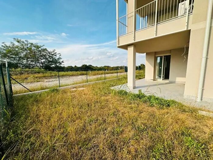 Appartamento trilocale in vendita in Via Alessandro Tassoni, Reggio Emilia