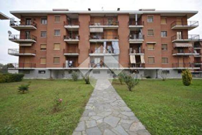 Appartamento bilocale in affitto in Viale Barrilis, Centro, Crescentino