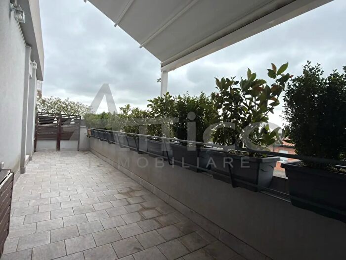 Appartamento con 6 locali in vendita in Corso del Popolo Ro, Rovigo