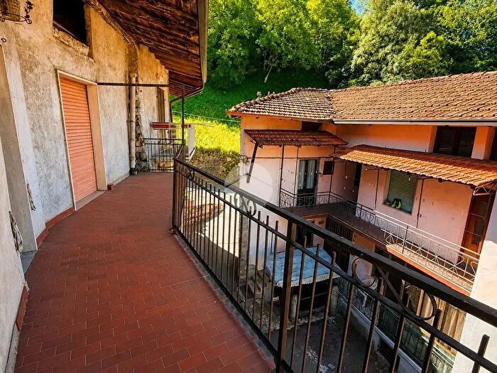 Casa con 5 locali in vendita in Via Sommavilla, Braone