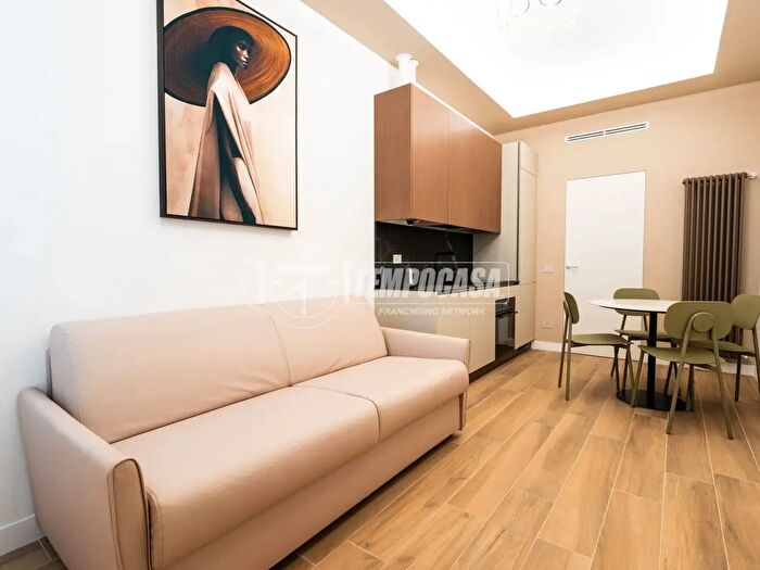 Appartamento bilocale in vendita in Via Ceresio, Milano