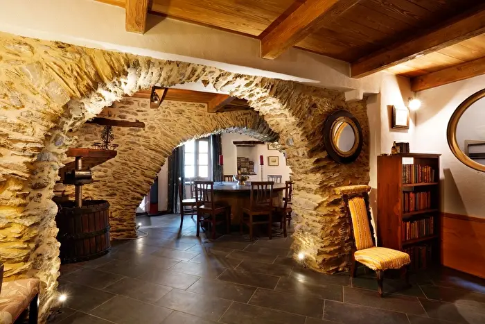 Casa con 10 locali in vendita in Via Montegrappa, Armo