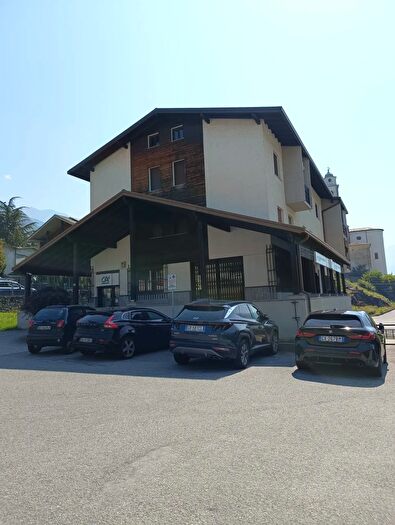 Appartamento trilocale in vendita in Via Adua, Berbenno Di Valtellina