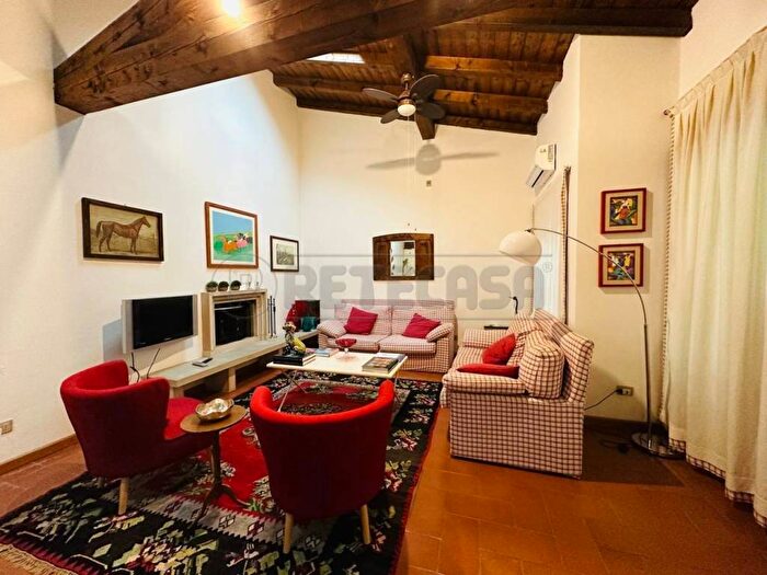 Casa con 6 locali in affitto in Via Giornate, Soiano, Soiano del Lago