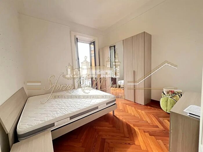 Appartamento trilocale in affitto in Via Spartaco, Milano