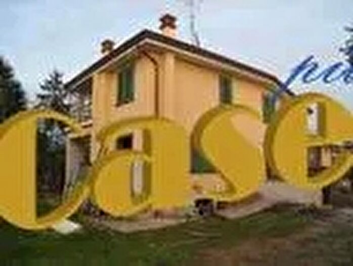 Casa con 6 locali in vendita in Camaiore