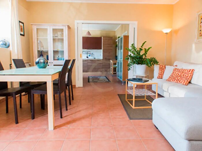 Casa trilocale in vendita in Via Botteghelle Snc, Acireale