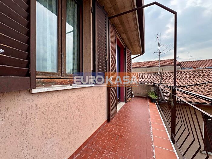 Appartamento bilocale in vendita in Via Donizetti, Osio Sopra