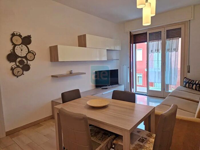 Appartamento trilocale in vendita in Piazza Magnolie, San Bartolomeo Al Mare