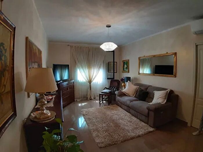 Appartamento trilocale in vendita in Via Gonzaga, Guastalla