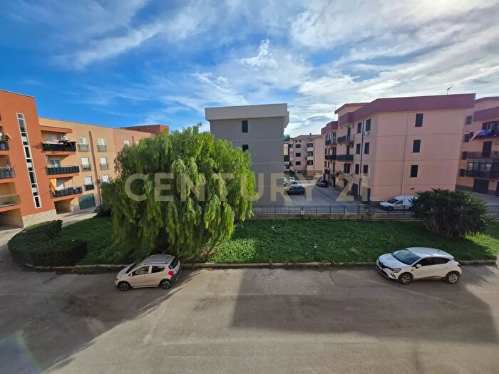 Appartamento quadrilocale in vendita in Via Panoramica, Acireale