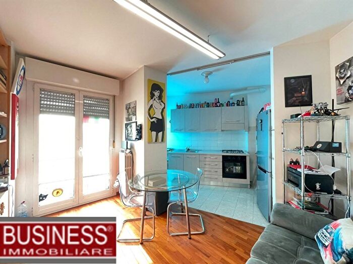Appartamento monolocale in affitto in Via Amundsen, Triante, Monza