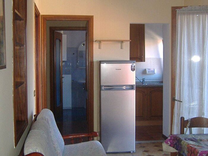 Appartamento trilocale in affitto in Via Angelo Ottone, Centro, Borgosesia