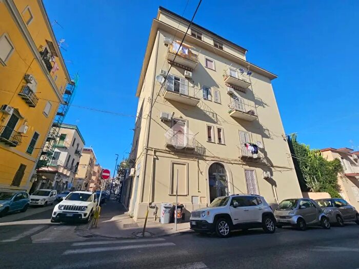 Appartamento monolocale in vendita in Via di Niso, Napoli