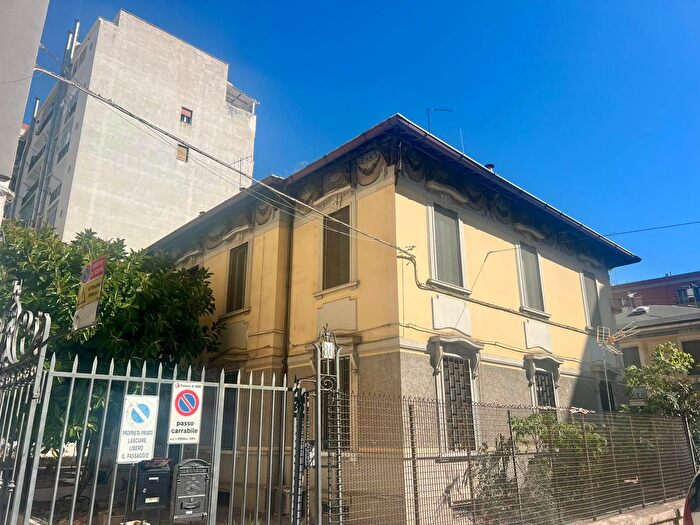 Appartamento con 5 locali in vendita in Corso Benedetto Croce, Bari