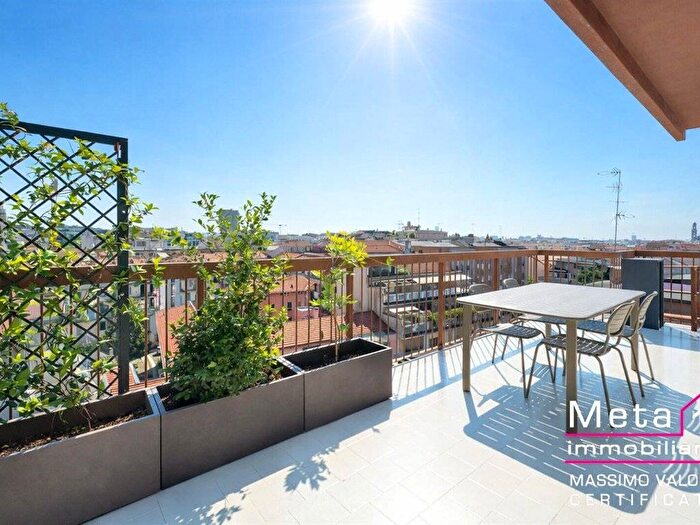 Appartamento trilocale in affitto in Via Orseolo, Solari, Milano
