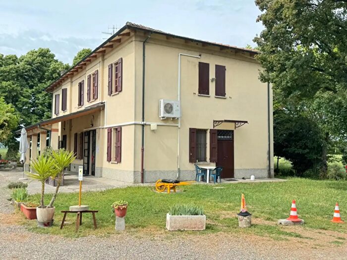 Casa con 5 locali in vendita in Via Persicetana, Calderara Di Reno