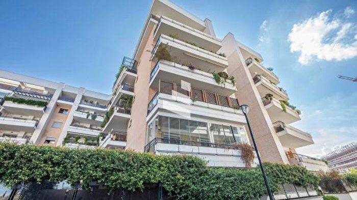 Appartamento trilocale in vendita in Via Bruno Trentin, Roma