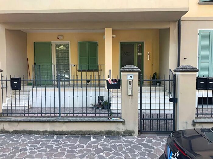 Appartamento trilocale in vendita in Via a Gramsci, Sassuolo