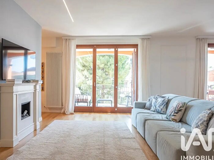 Appartamento con 5 locali in vendita in Viale Villa Eugenia, Civitanova Marche