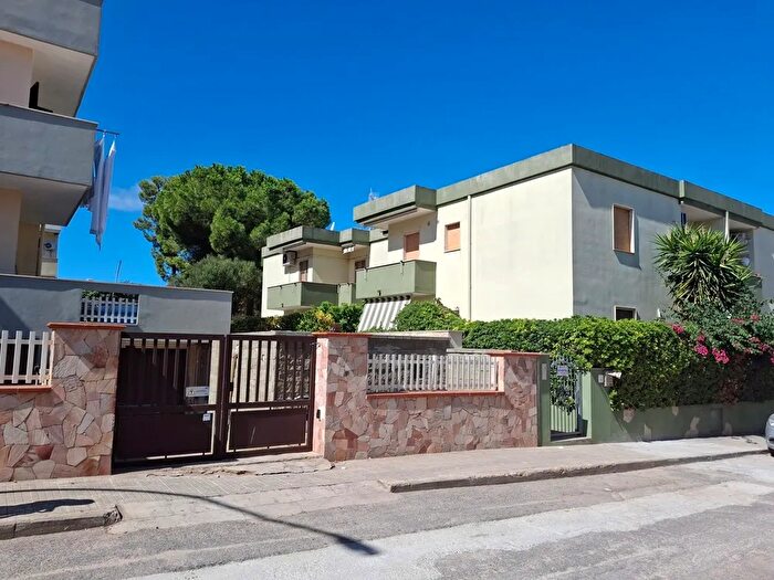 Appartamento trilocale in vendita in Via Coros, Alghero