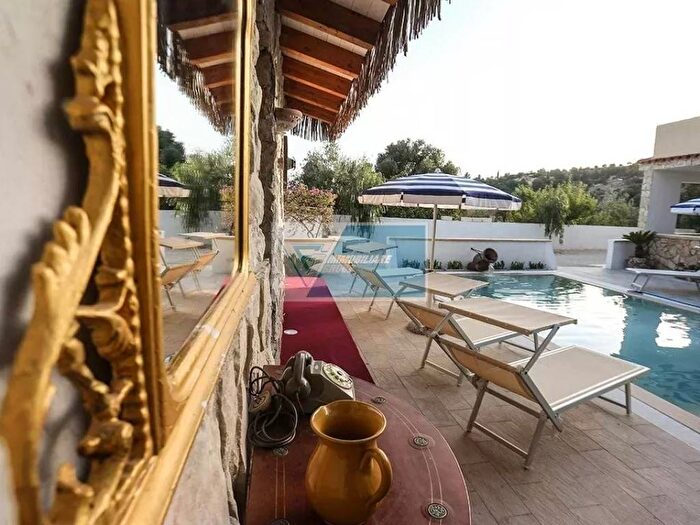 Casa in affitto in Via salvatore di lorenzo, Centro, Noto