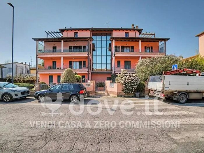 Appartamento trilocale in vendita in Via delle Acque, Ravenna