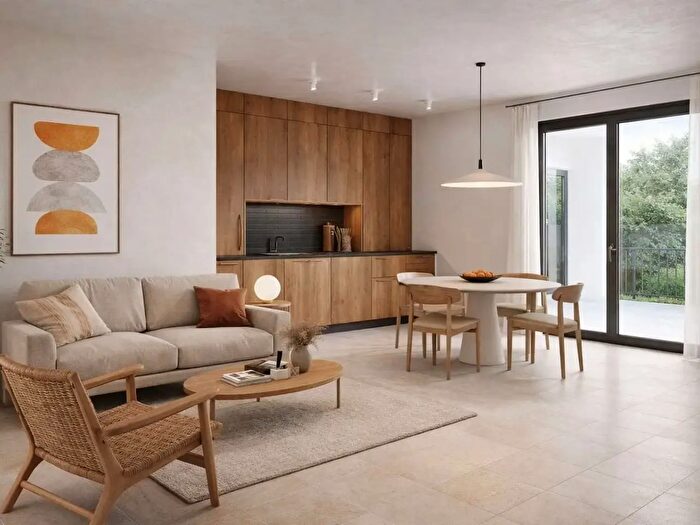 Appartamento trilocale in vendita in Via su Furraghe, Olmedo