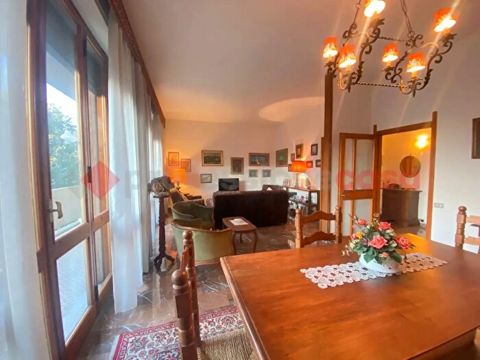 Appartamento quadrilocale in vendita in Firenze