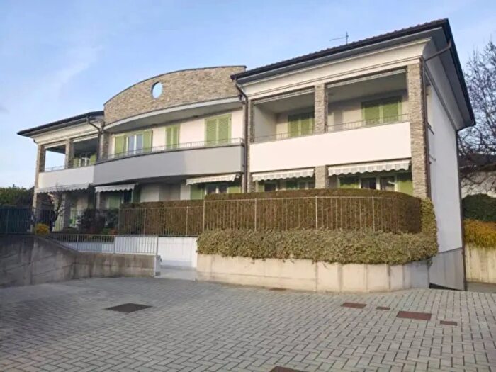 Appartamento bilocale in vendita in Via Giuseppe Garibaldi, Beregazzo Con Figliaro