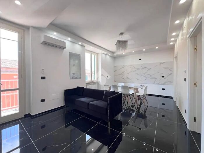 Appartamento trilocale in vendita in Via Olanda, Vasto