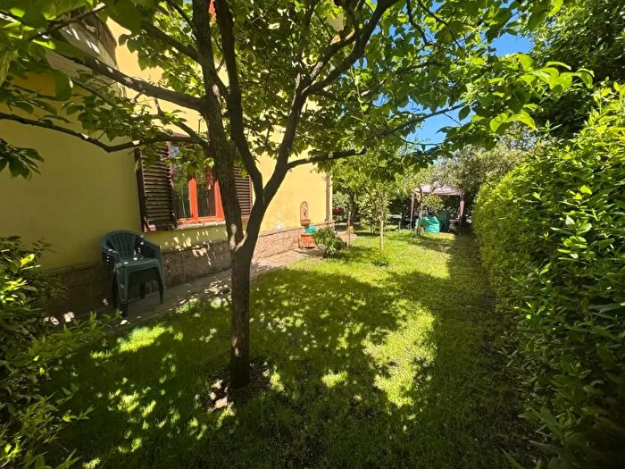 Casa quadrilocale in vendita in Monticiano