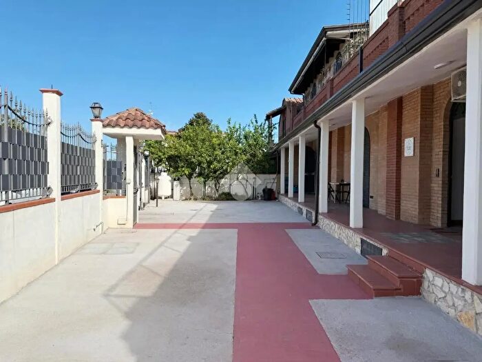 Casa con 6 locali in vendita in Via Pomigliano, Sant'Anastasia