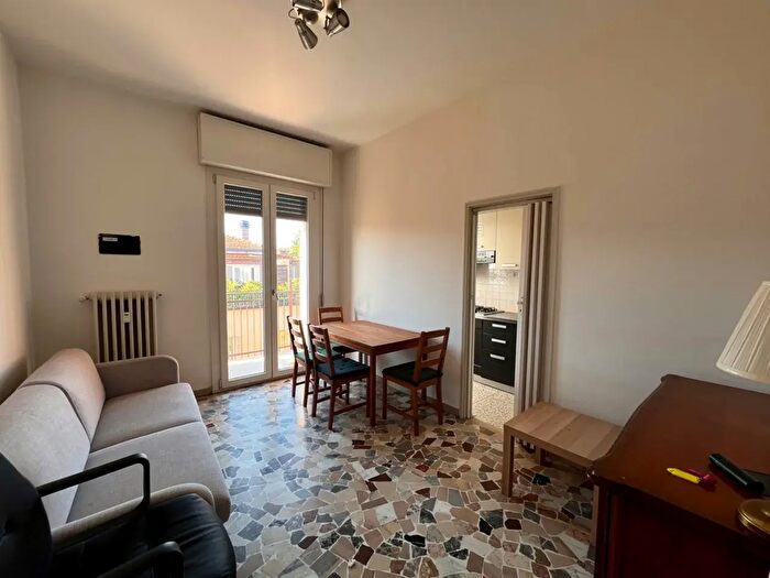Appartamento quadrilocale in affitto in Via Treves, Bologna
