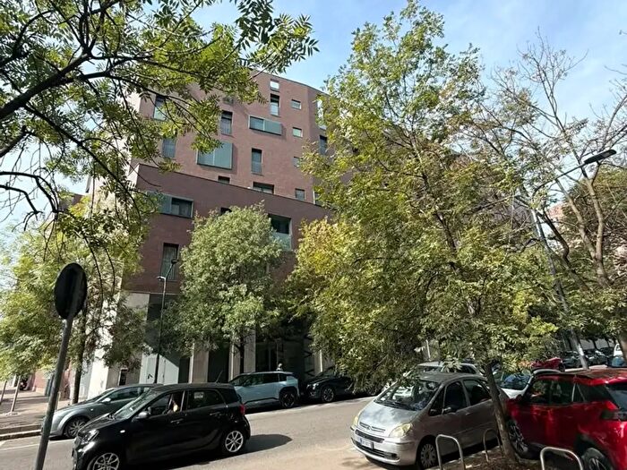 Appartamento trilocale in affitto in Via Traiano, Milano