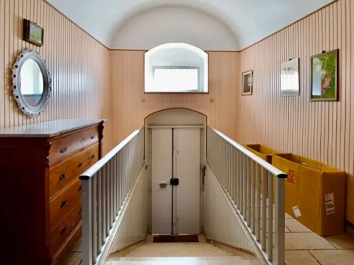 Appartamento con 6 locali in vendita in Via Cavalier Francesco De Stefano, Ragusa