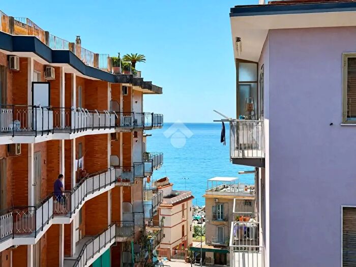 Appartamento quadrilocale in vendita in Via Antonio del Baglivo, Salerno