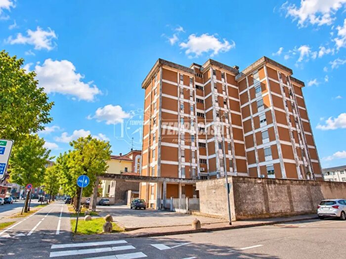 Appartamento trilocale in vendita in Corso Alessandro Salamano a, Vercelli