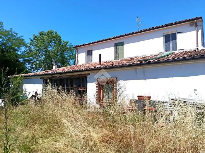 Casa con 8 locali in vendita in Via Compagnia, Roncofreddo