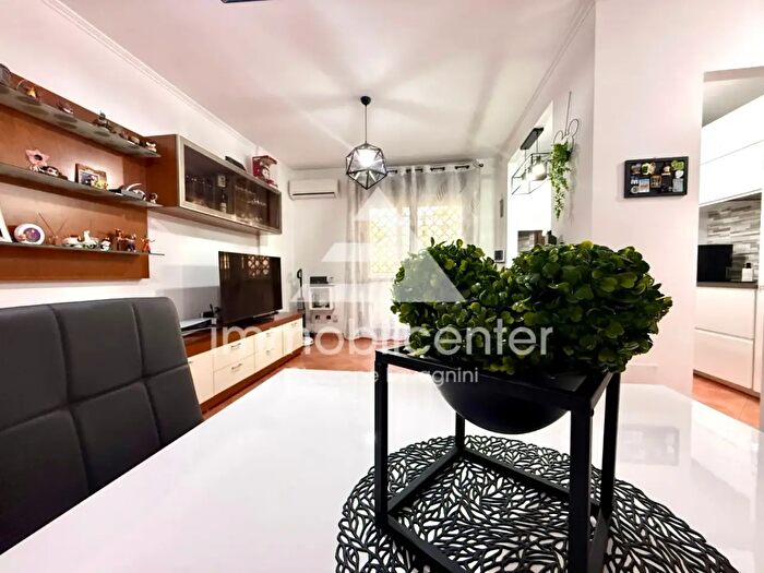 Appartamento bilocale in vendita in Via Luigi Gastinelli, Roma