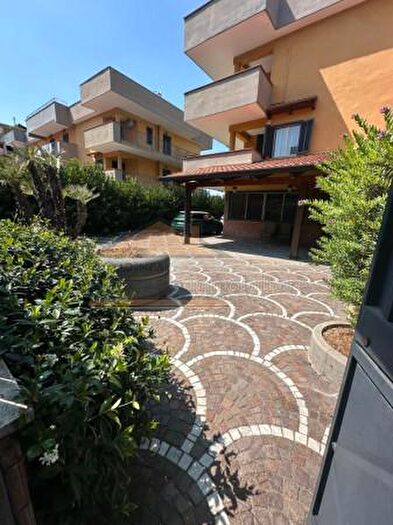 Casa con 6 locali in vendita in Corso Italia, Mugnano Di Napoli