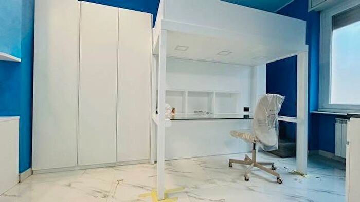 Appartamento trilocale in affitto in Viale Angelo Filippetti, Quadronno Crocetta, Milano