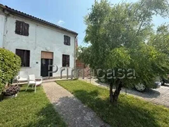 Casa quadrilocale in vendita in Corso della Vittoria, Legnago